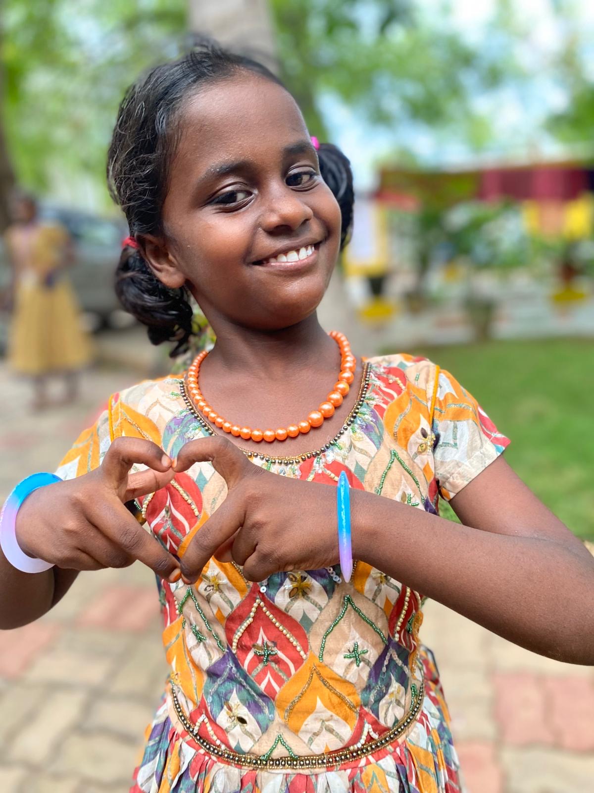 b4e3d8b2-302c-4251-9187-f16aa4543759